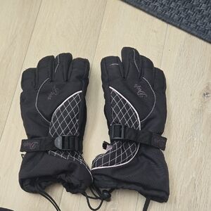 Elegant Black and Pink Women's Gloves